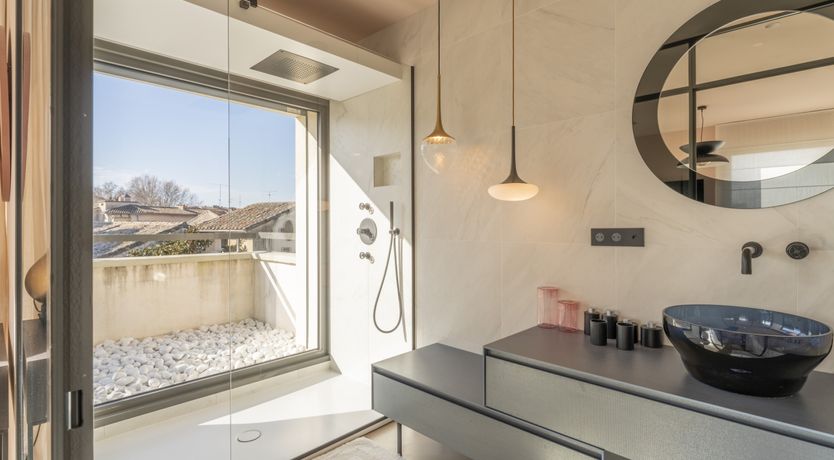 Photo of Elegant Valley