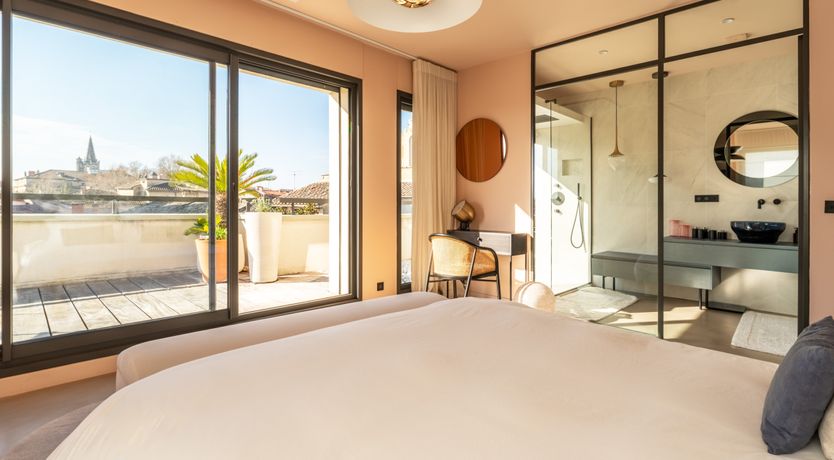 Photo of Elegant Valley