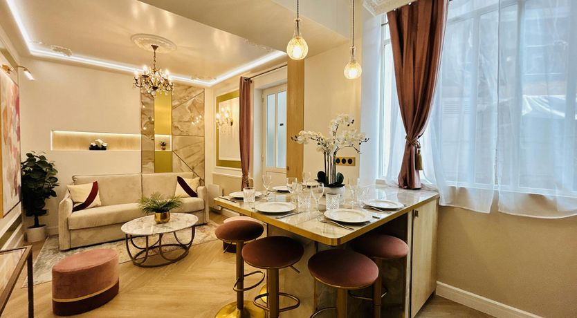 Photo of Avenue's Blossom