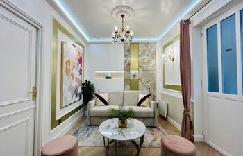 Avenue's Blossom Holiday Home