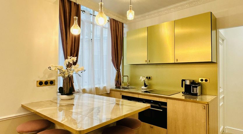 Photo of Avenue's Blossom