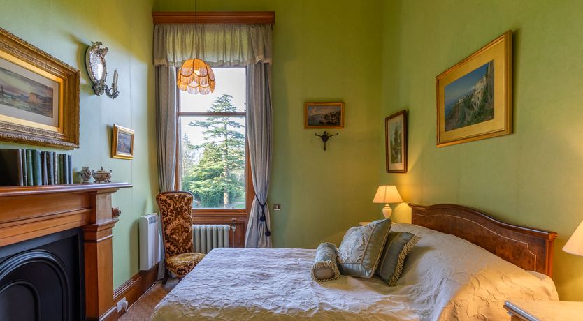 Photo of Renaissance Grandeur