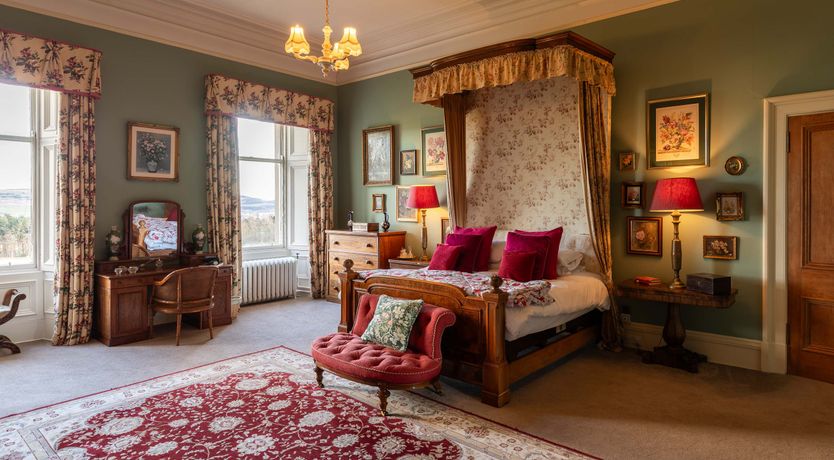 Photo of Renaissance Grandeur