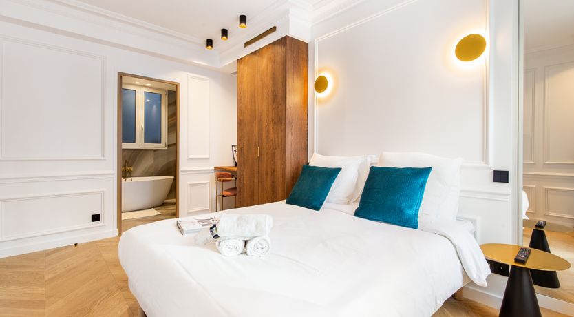 Photo of Parisian Markets & Bakeries