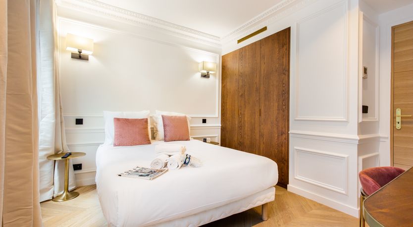 Photo of Parisian Markets & Bakeries