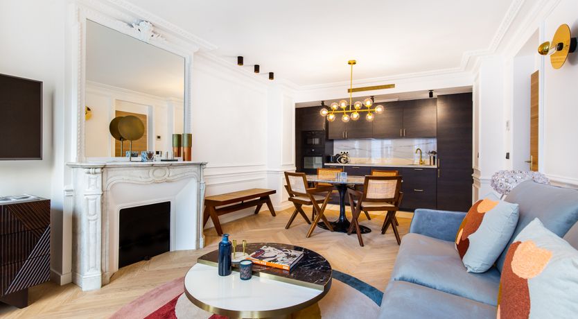 Photo of Parisian Markets & Bakeries