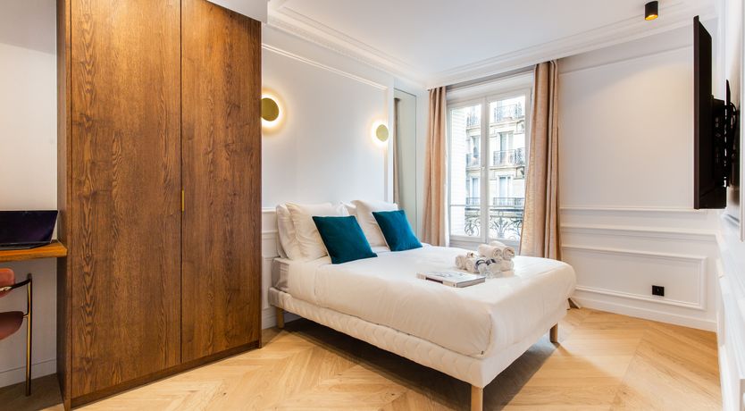 Photo of Parisian Markets & Bakeries