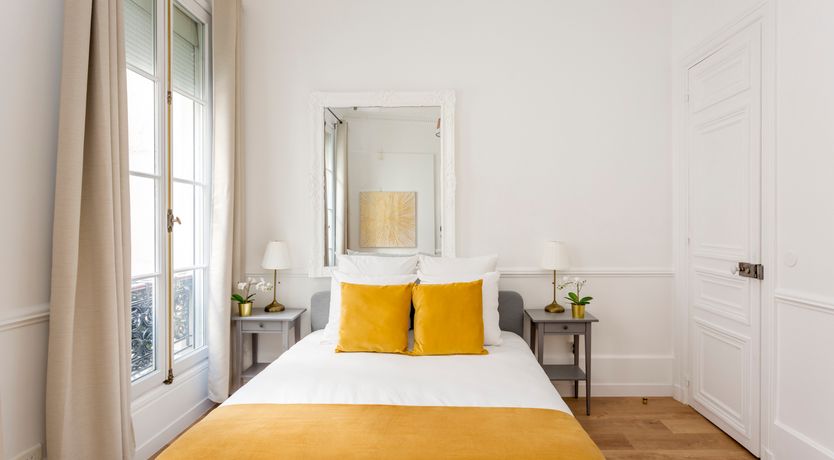 Photo of The Parisian Echo