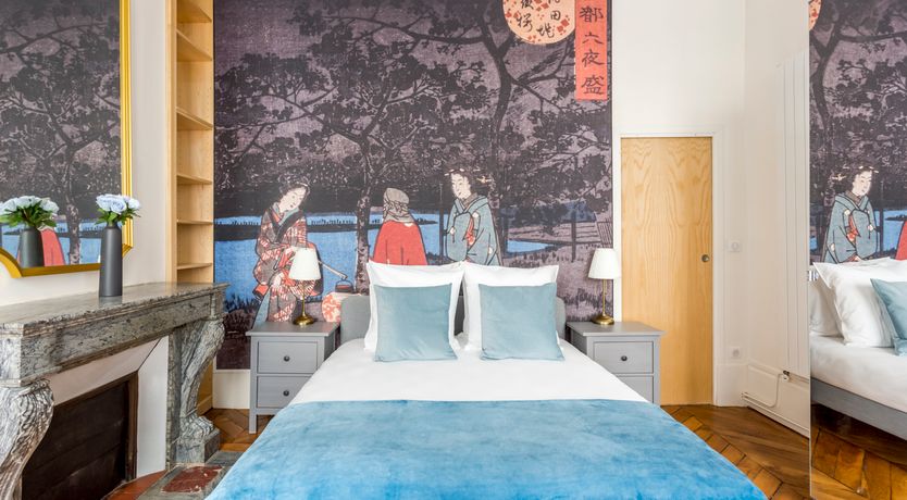 Photo of The Parisian Echo