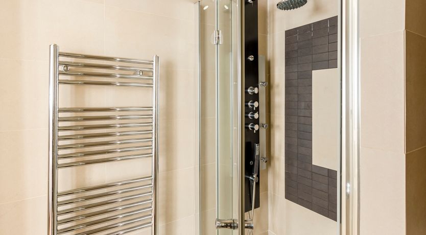 Photo of The Parisian Echo