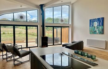 The Charming Barn Holiday Home