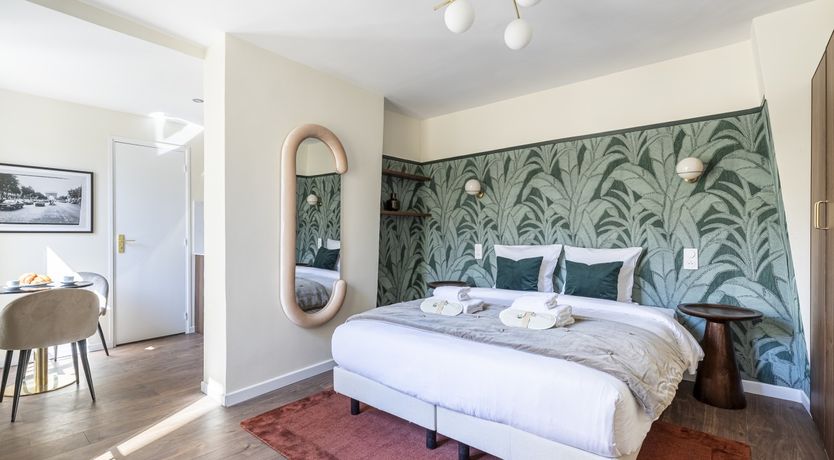 Photo of Urban Radiance