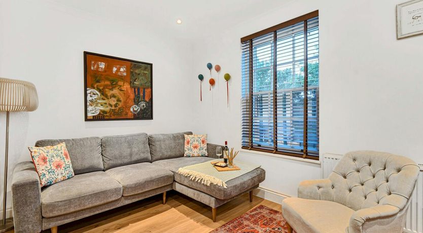 Photo of Hampton Court Finery