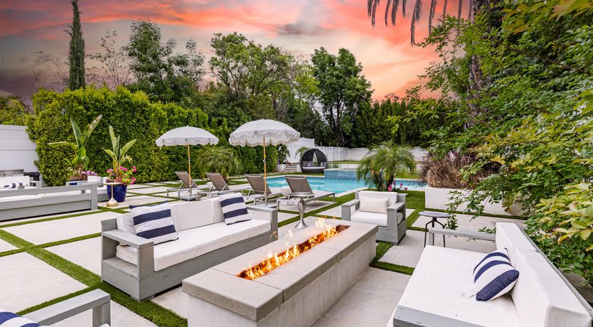 Photo of Tarzana Farmhouse