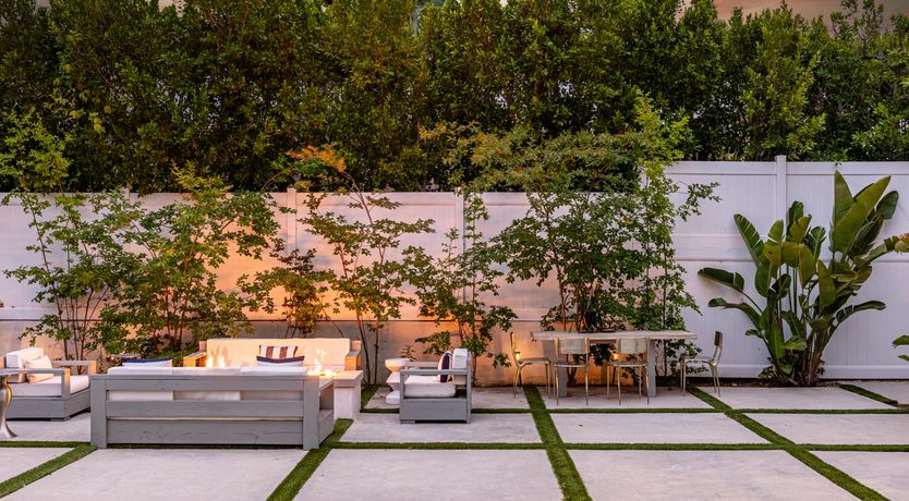 Photo of Tarzana Farmhouse