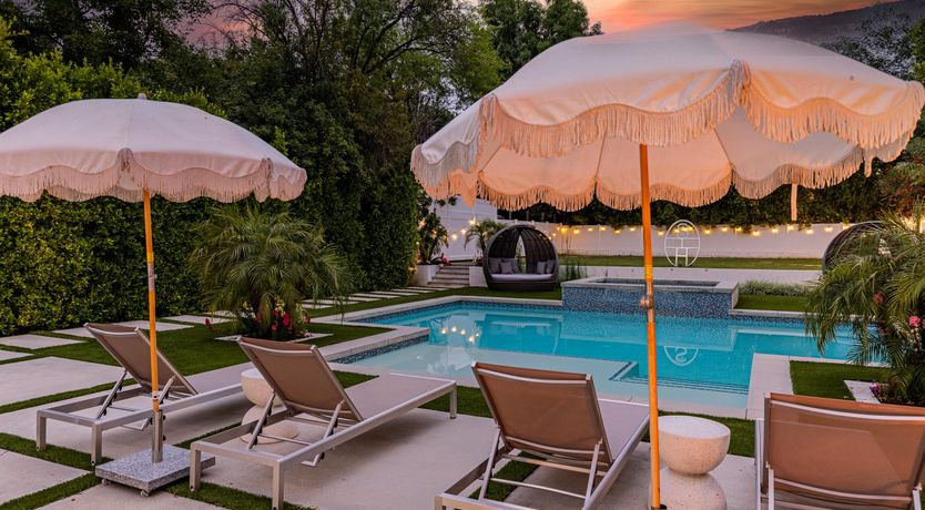 Photo of Tarzana Farmhouse