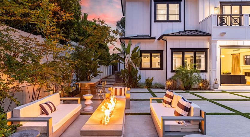 Photo of Tarzana Farmhouse