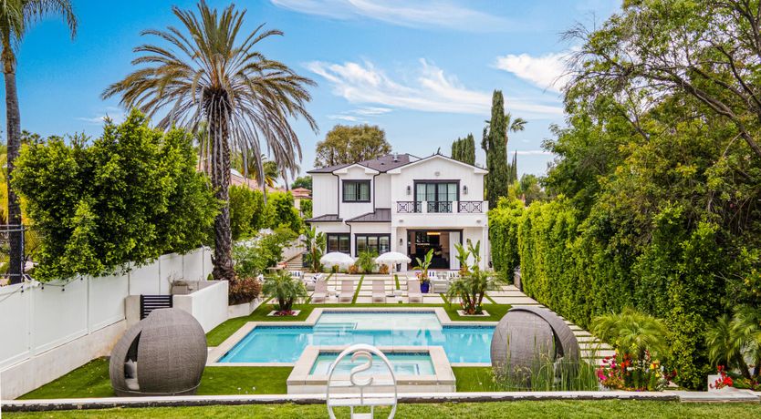 Photo of Tarzana Farmhouse