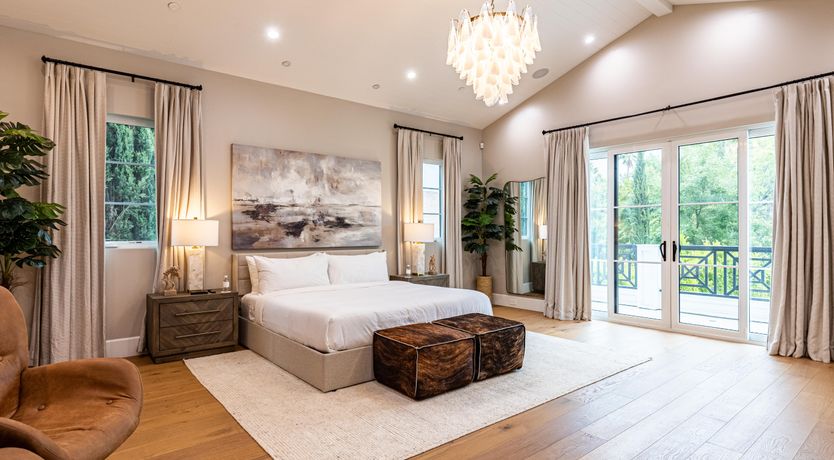 Photo of Tarzana Farmhouse