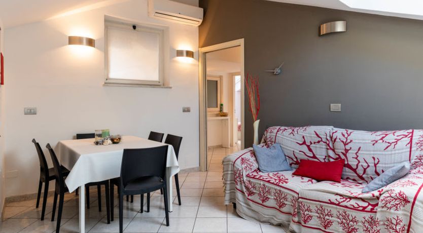 Photo of By Center and Sea