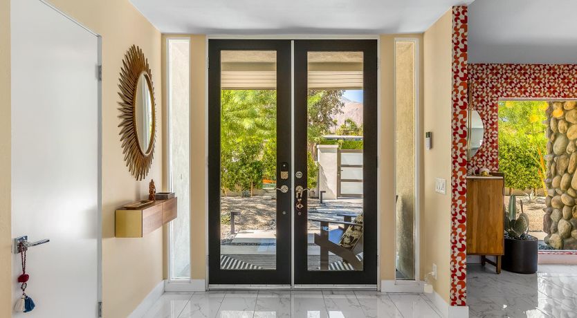 Photo of The Modern Dreamer