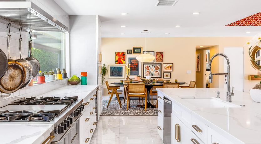 Photo of The Modern Dreamer