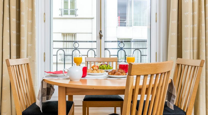 Photo of Parisian Echoes