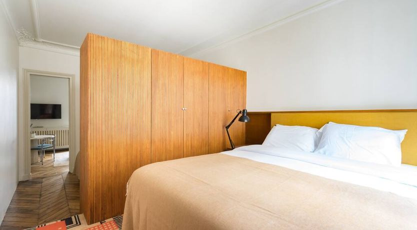 Photo of The Door to Paris