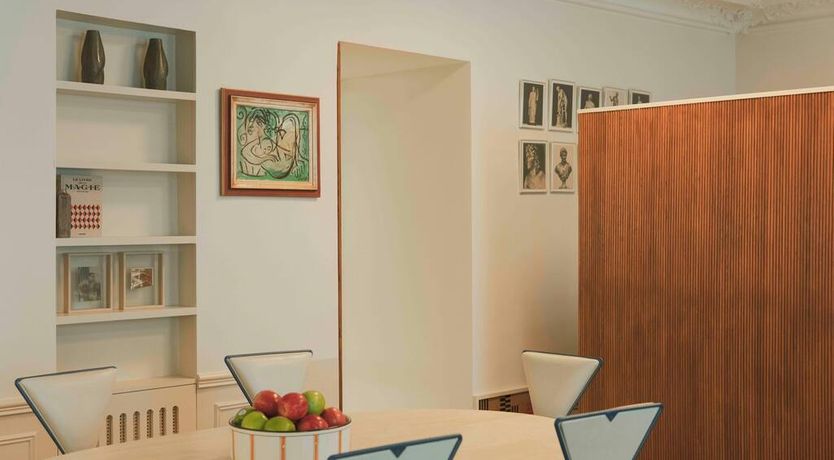 Photo of The Door to Paris