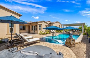Desert Hills Estate Holiday Home