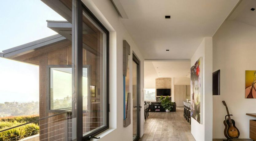 Photo of The Hollywood Cabin