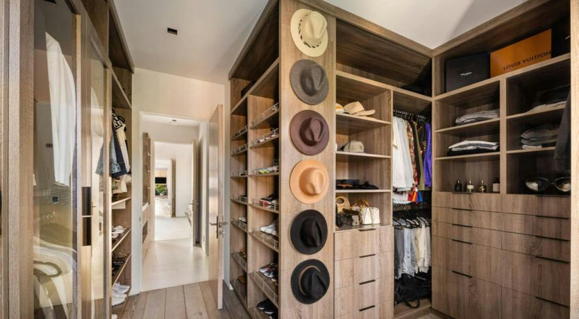 Photo of The Hollywood Cabin