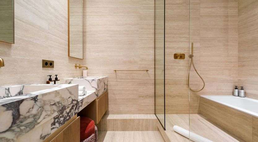 Photo of Parisian Treasury