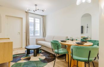 Montmarte Residence Holiday Home