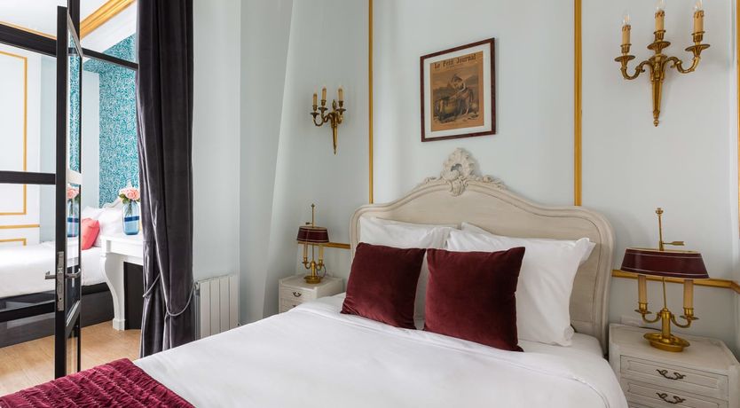 Photo of Paris in Frame