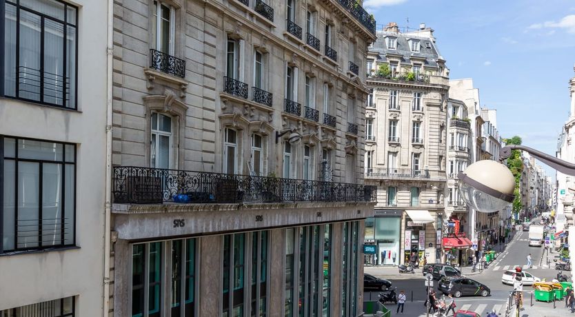 Photo of Paris in Frame