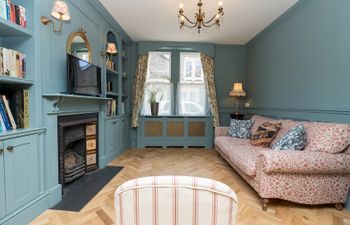 Weston Calm Holiday Home