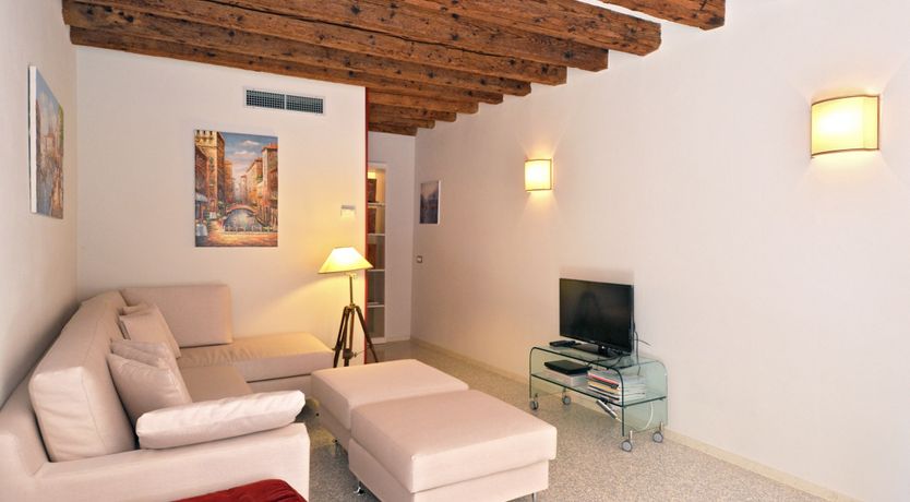 Photo of Gardens & Canals