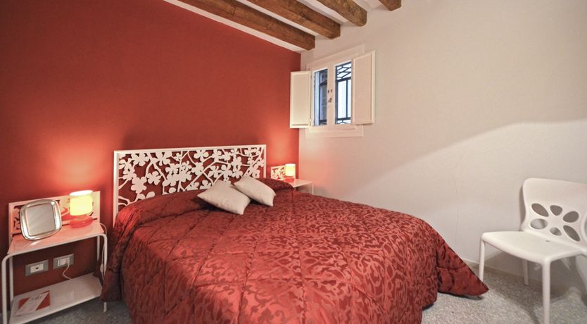 Photo of Gardens & Canals