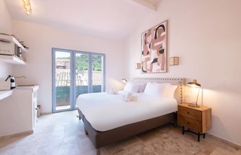 Restful Riviera Holiday Home