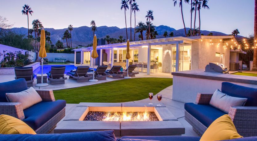 Photo of Flamingos & Polka Dots