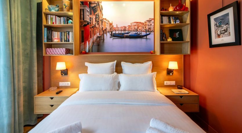 Photo of The Art In Montmartre