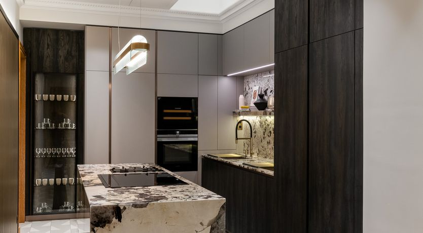 Photo of Parisian Secrets