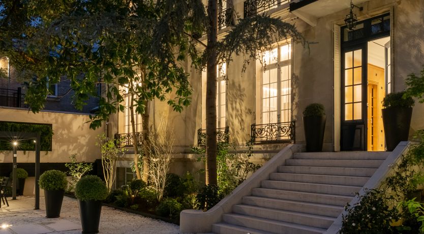 Photo of Parisian Secrets