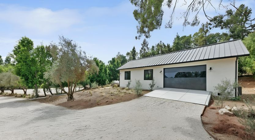 Photo of Golden Glimmer