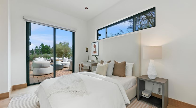 Photo of Golden Glimmer