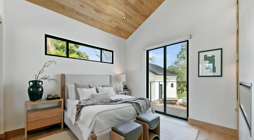 Photo of Golden Glimmer