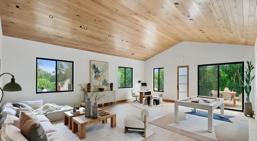 Photo of Golden Glimmer