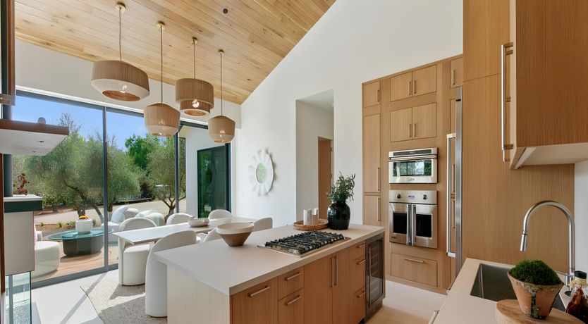 Photo of Golden Glimmer