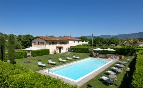 Photo of Tuscan Garden Retreat